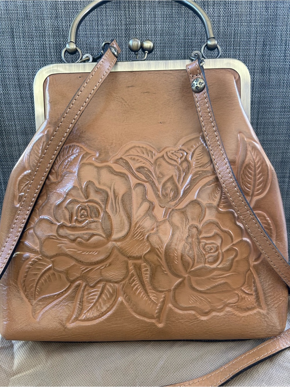 Patricia Nash Tan Embossed Leather Frame Satchel Kisslock - Picture 2 of 10
